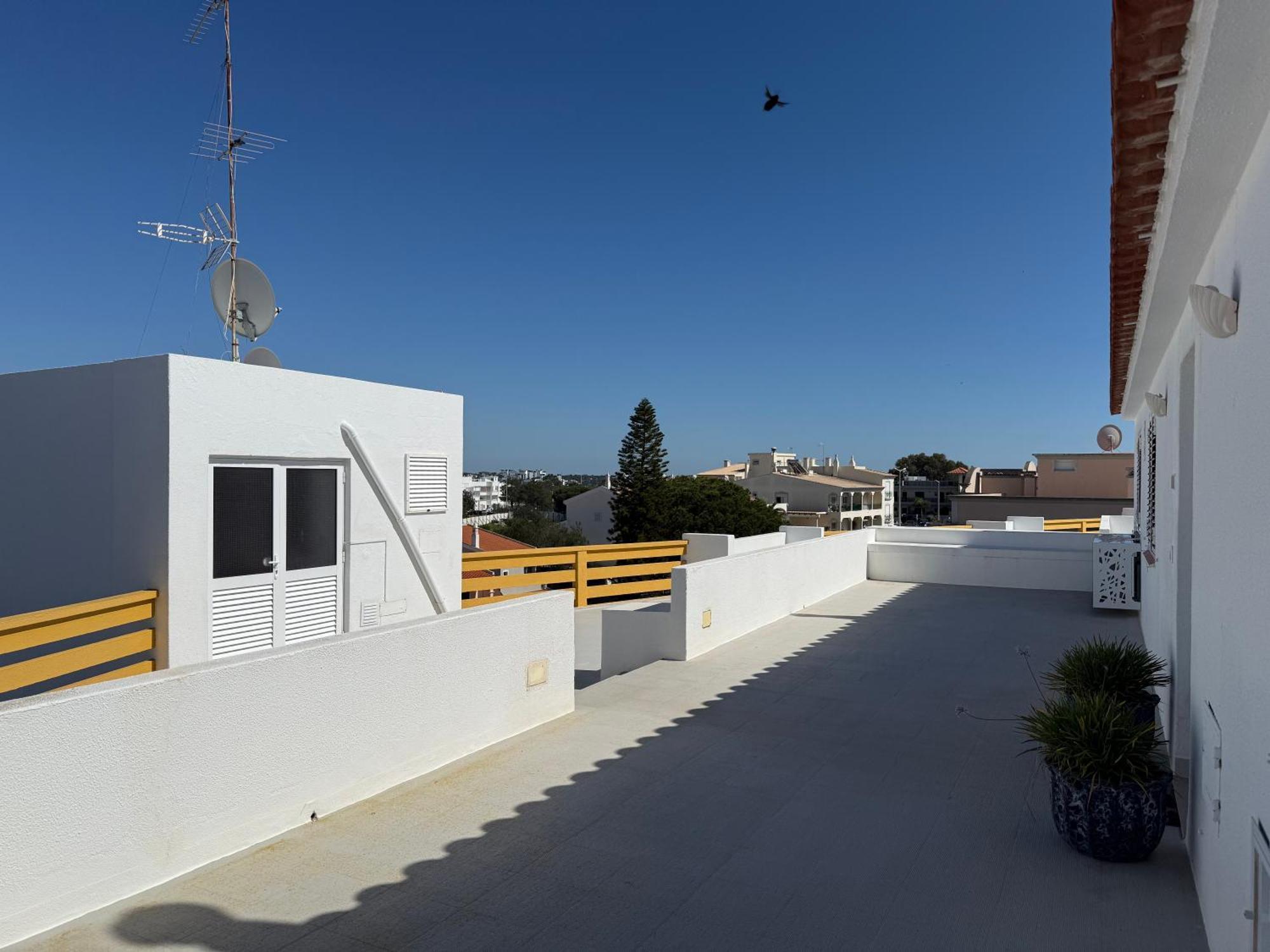 Penthouse S.Jorge Seaview T4 Leilighet Quarteira Eksteriør bilde